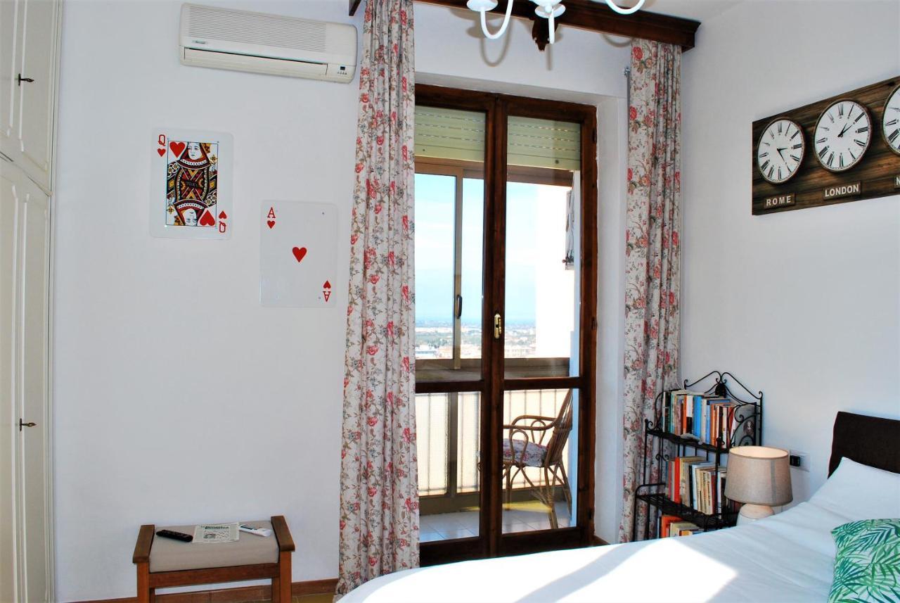 La Terrazza Di Anna Hotel Sássari Exterior foto